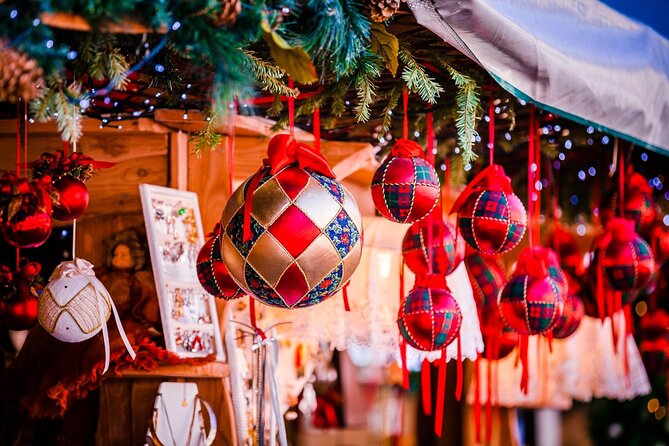 Brussels Christmas Market Magic Walking Tour With a Local - Learning About Belgian Holiday Traditions