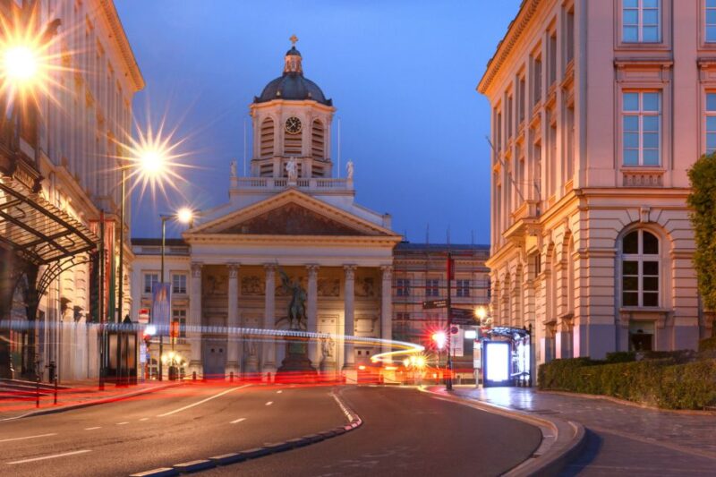 Brussels: First Discovery Walk and Reading Walking Tour - Flexibility