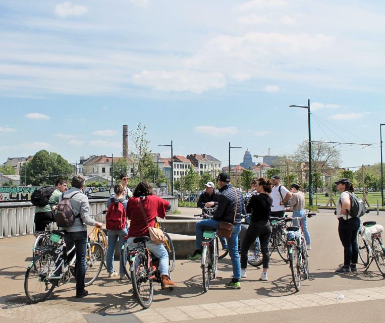 Brussels: Highlights and Hidden Gems Bike Tour - Key Points