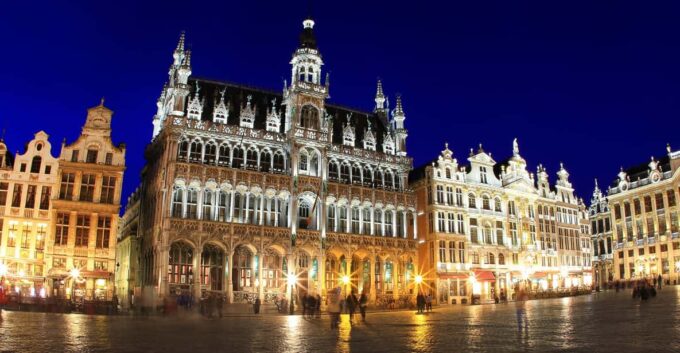 Brussels: Highlights App Guided Tour With Puzzles - Refund and Cancellation Policy