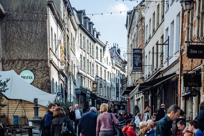 Brussels Private Custom Tour With a Local Guide, Kickstart Your Trip - Meeting Point Flexibility