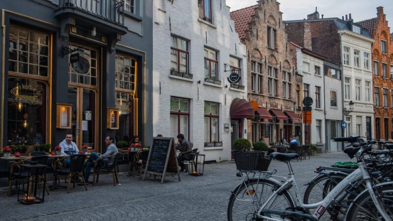 Brussels: Private Trip to Bruges & Food Tour With 6 Tastings - Flemish Cuisine Tasting