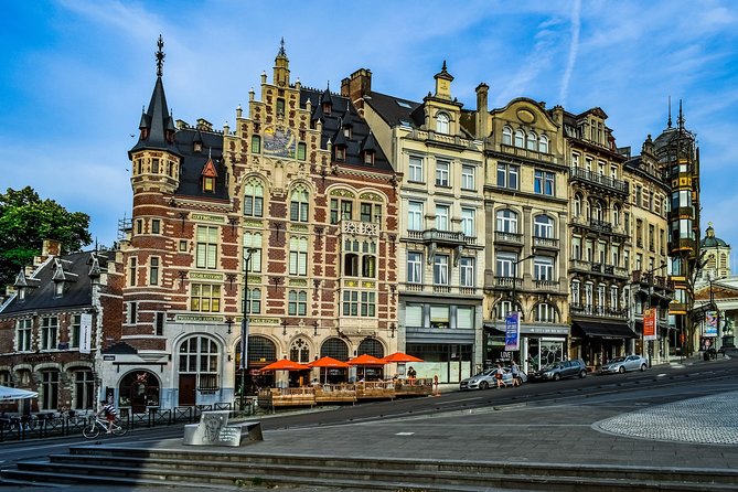 Brussels Private Walking Tour With A Professional Guide - Exploring Historic Neighborhoods
