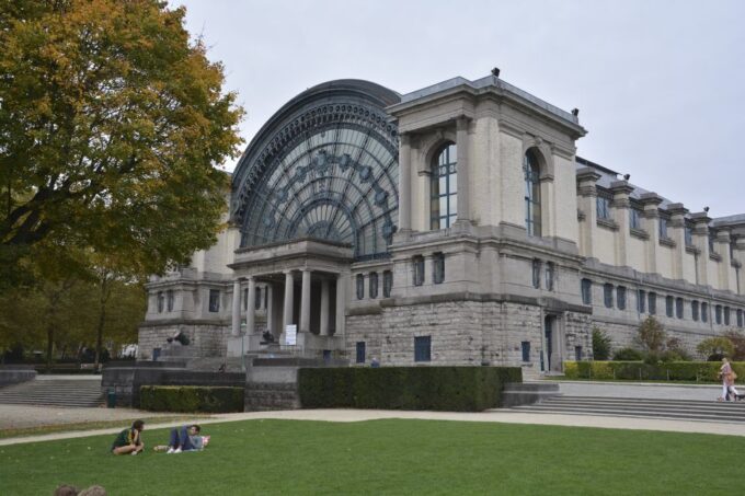 Brussels: Walking Tour From Central Station to Manneken Pis - Recap