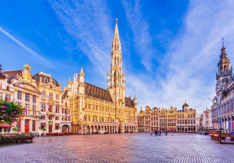 Brussels: Walking Tour With Audio Guide on App - Booking Process