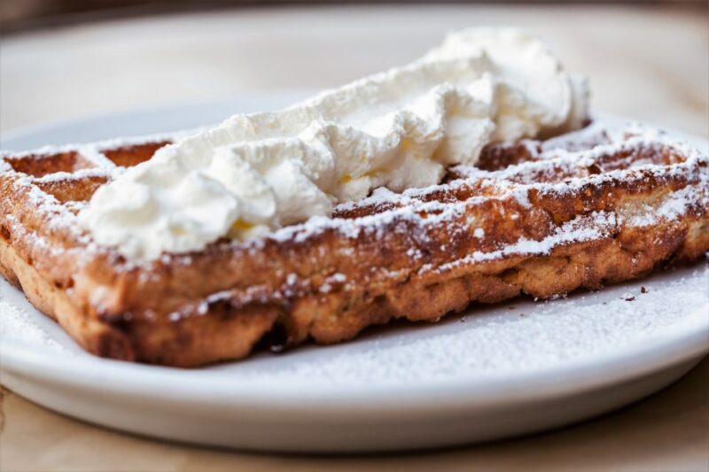 Brussels: Walking Tour With Belgian Lunch, Chocolate, & Beer - Inclusions and Exclusions