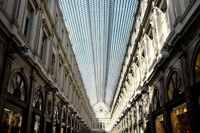 Brussels Walking Tour With Waffle Tasting: History and Delights - Included Experiences