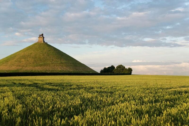 Brussels: Waterloo Private Battlegrounds Tour With Lion Hill - Climbing Lions Mount