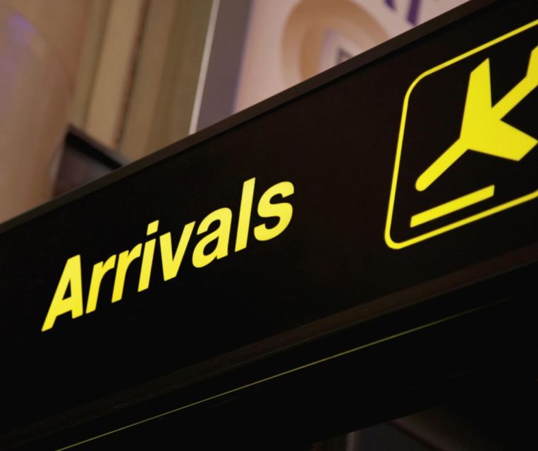 Bucharest: Airport Transfer - Key Points