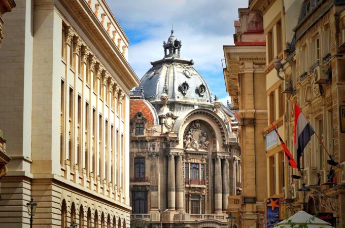 Bucharest: Charm of the Belle Époque Private Tour - Discovering Architectural Heritage
