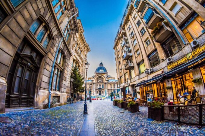 Bucharest: City Highlights Guided Private Tour 4h - Visiting Palace of Parliament
