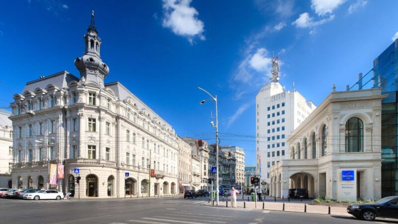 Bucharest City Tour 2 Hours - by Car With a Private Guide - Key Points