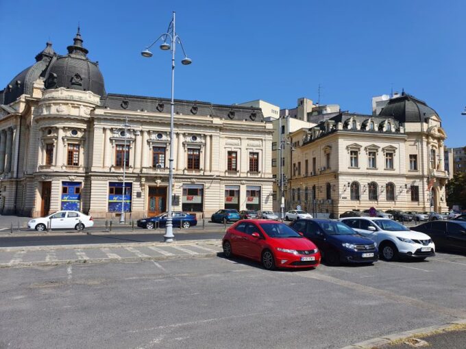 Bucharest City Tour 4h - Small Group Tour by Car - Dimitrie Gusti National Village Museum