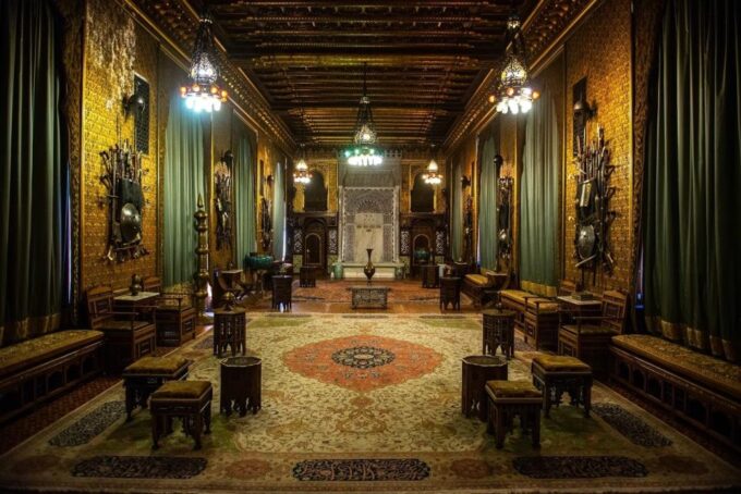 Bucharest: Dracula, Peles Castles, and Brasov Tour - Explore Royal Residences