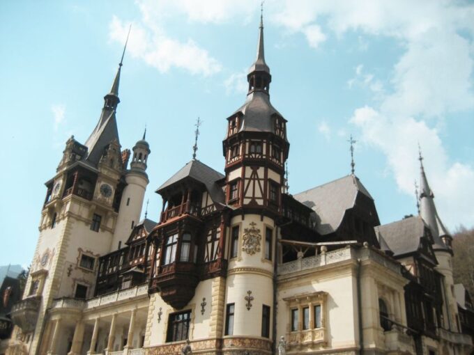 Bucharest: Dracula's Castle, Peleș Castle & Brașov Day Trip - Pickup Locations
