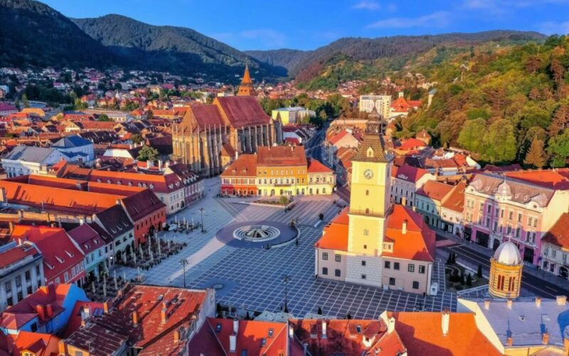 Bucharest: Dracula's Castle, Peles Castle & Brasov Day Trip - Itinerary Highlights