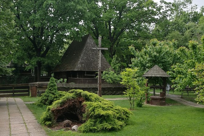 Bucharest Highlights Half-Day City Tour With Pickup - Booking and Offers