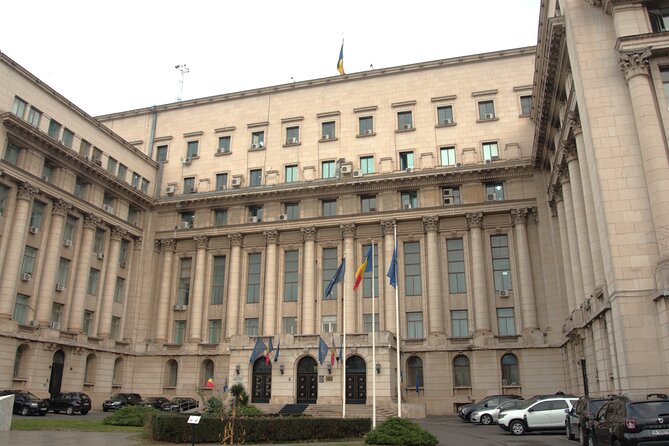 Bucharest in a Nutshell - Half Day Private Walking Tour - Whats Included