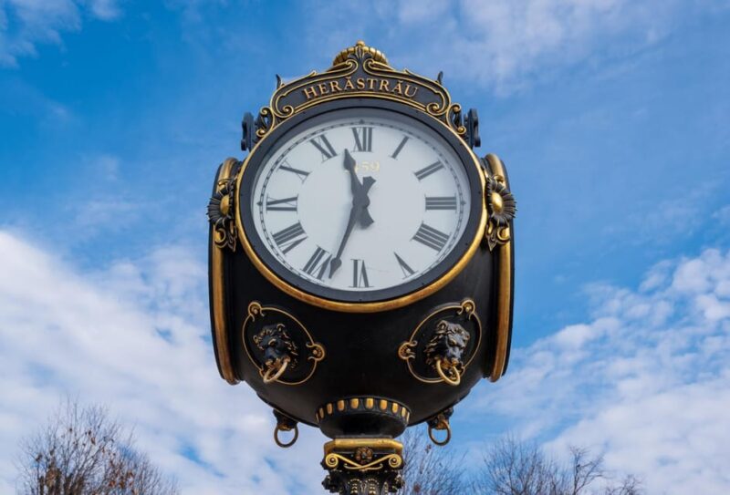 Bucharest: Insta-Perfect Walk With a Local - Captivating Anecdotes and Insights