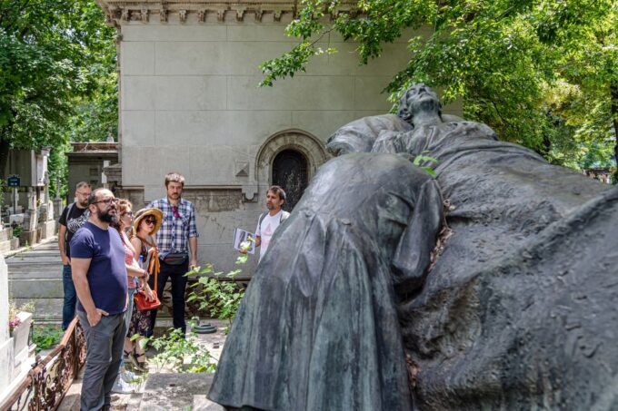 Bucharest: Mahallopolis Tour With Lunch Included - Inclusions and Exclusions