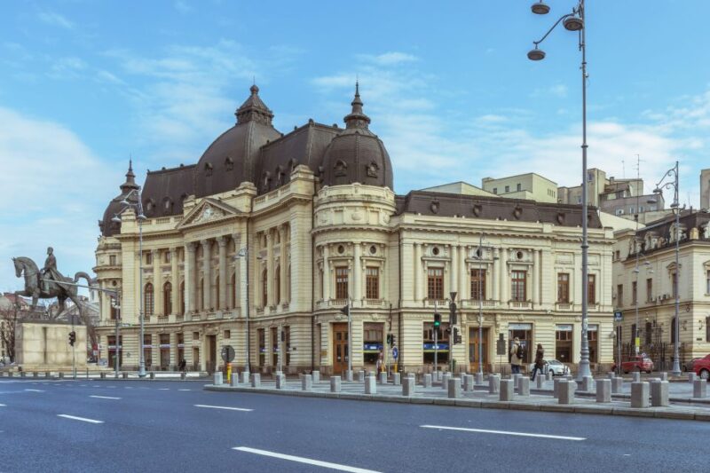 Bucharest: Old Town and Victory Avenue Highlights Tour - Tour Experience