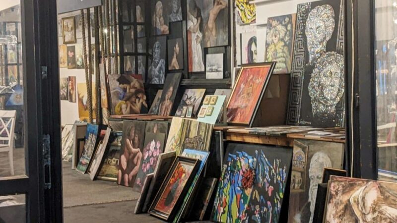 Bucharest: Old Town & Trendy Quarter Self-guided Walk - Included Features