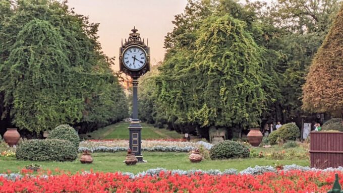 Bucharest: Old Town & Trendy Quarter Self-guided Walk - Accessibility and Flexibility