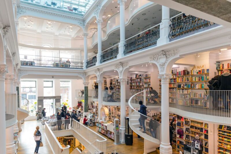 Bucharest: Old Town Walking Tour With Lunch Included - Important Information