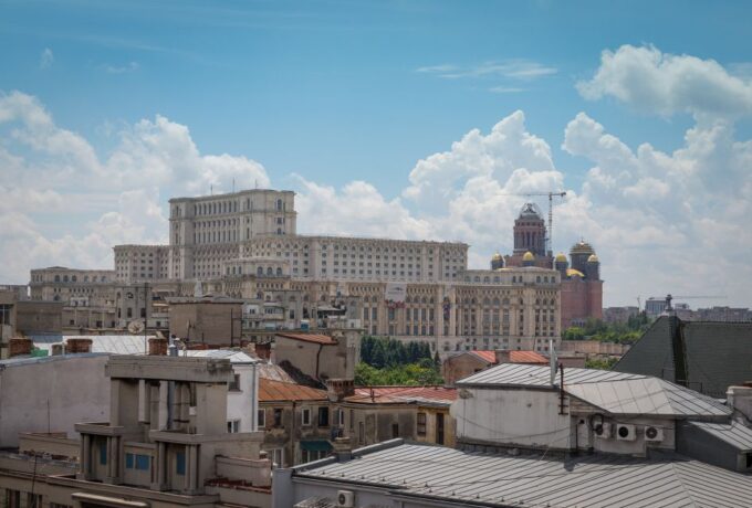 Bucharest: Old Town Walking Tour With Lunch Included - Languages