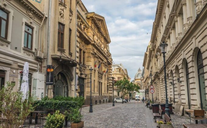 Bucharest Panoramic City Tour & Street Food - Cancellation Policy