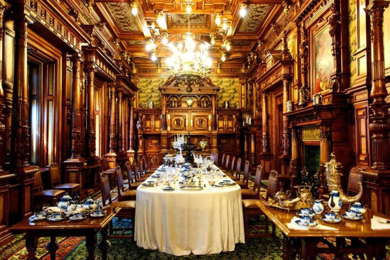 Bucharest: Peles Castle, Bran Castle, & Brasov Old Town Tour - Important Information