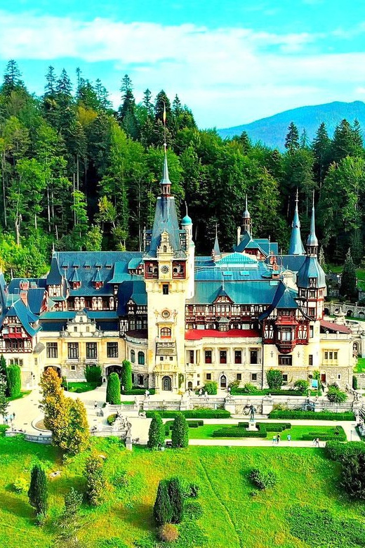 Bucharest: Peles Castle, Bran Castle, & Brasov Old Town Tour - Peles Castle
