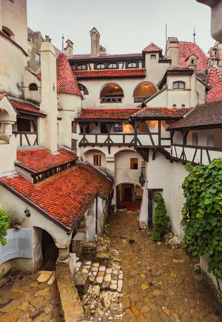 Bucharest: Peles & Draculas Castle and Brasov Full-Day Trip - Brasov