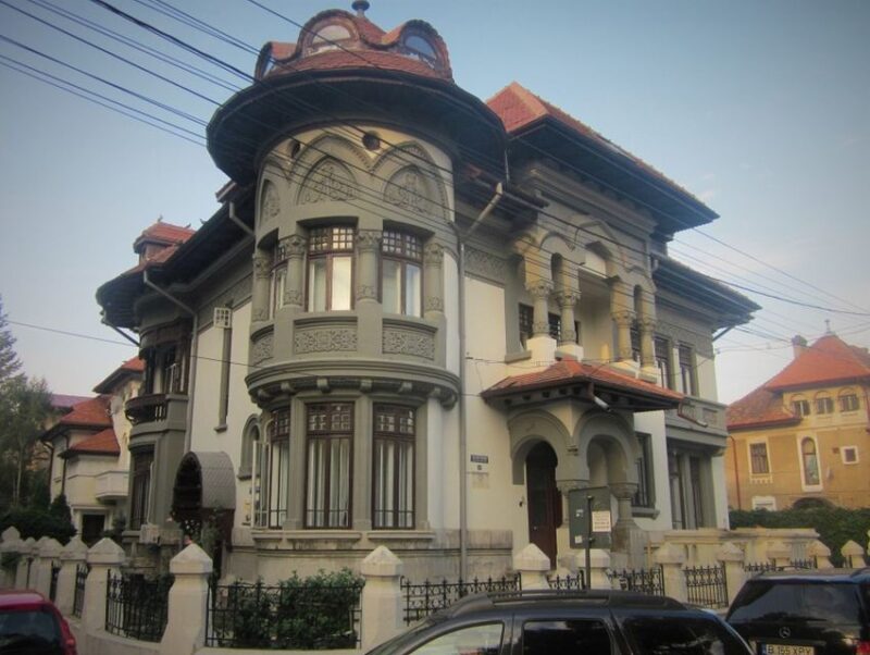 Bucharest: Private Three Neighborhoods Tour by Vintage Car - Neighborhood Visits