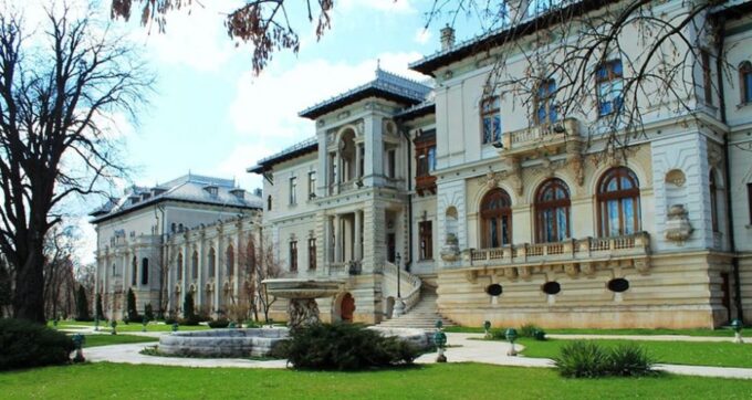 Bucharest: Private Three Neighborhoods Tour by Vintage Car - Transportation and Experience