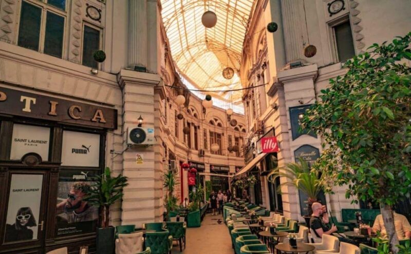 Bucharest: Private Walking Tour & Local Food Tasting - Sala Palatului