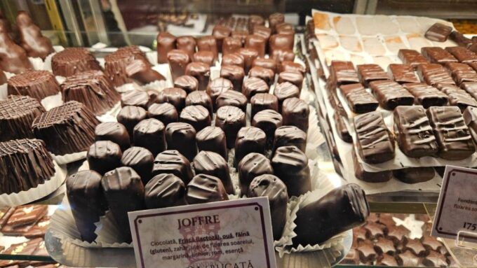 Bucharest: Sweet Delights History and Desserts Walking Tour - Frequently Asked Questions