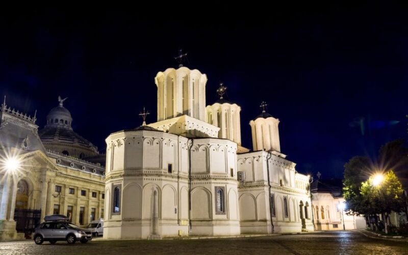 Bucharest: The Underdog of Europe Evening Sightseeing Tour - Key Points