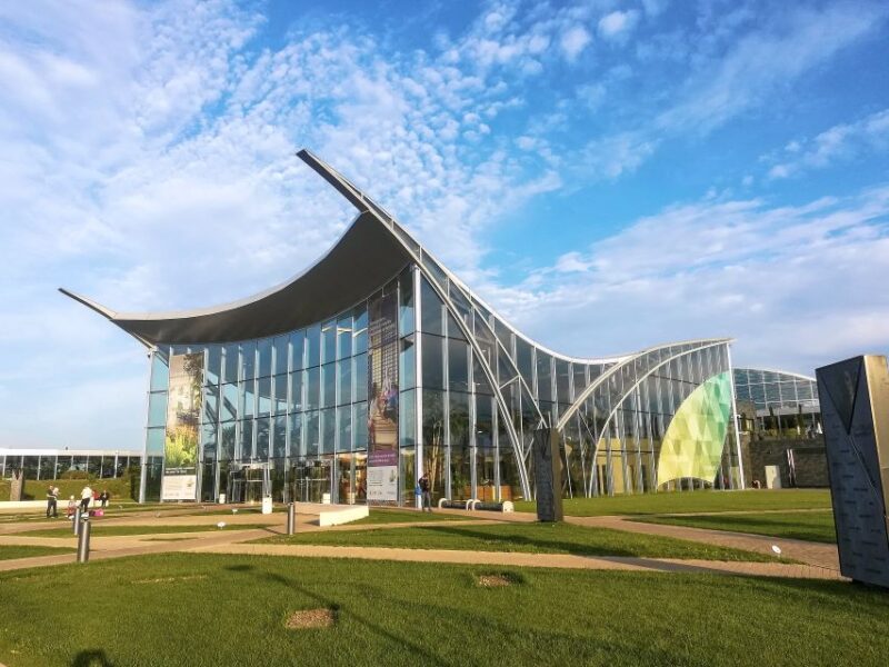 Bucharest: Therme Bucharest Entry Ticket With Transportation - Key Points