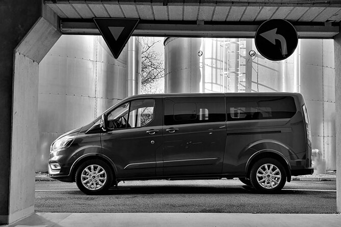 Bucharest to Brasov - Private Guided Transfer - Car and Driver - Key Points
