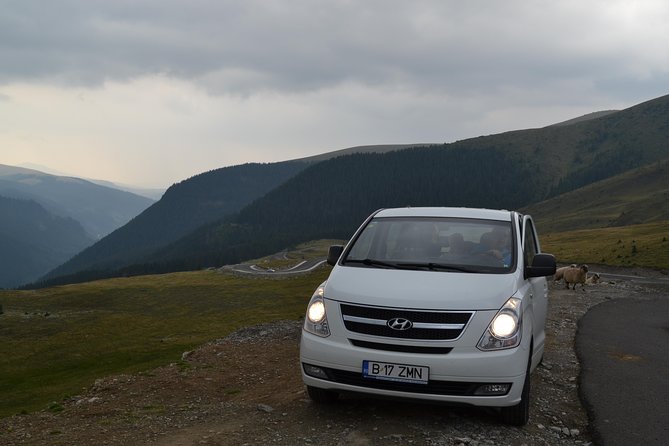 Bucharest to Brasov - Private Transfer From Henri Coanda International Airport - Airport Pickup