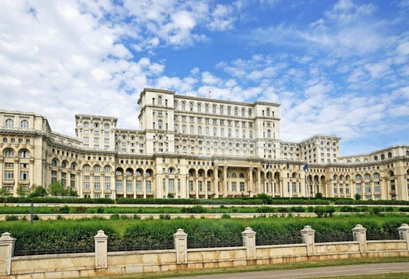 Bucharest – Tradition Vs Communism - Main Attractions