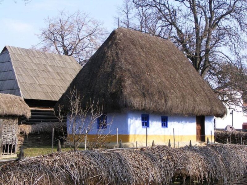 Bucharest – Tradition Vs Communism - Transportation Details