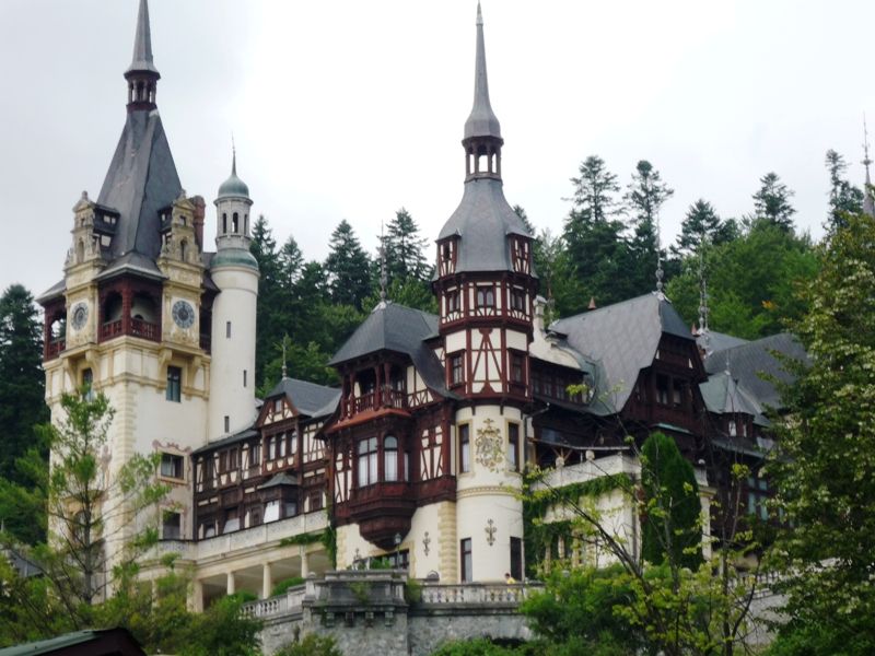 Bucharest: Transylvania and Draculas Castle 2-Day Tour - Itinerary Highlights