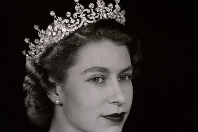 Buckingham Palace Entrance Ticket & British Royalty Guided Tour - Visit Royal Residences