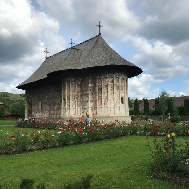 Bucovina Painted Monasteries Tour From Suceava/Gura Humor - Lunch Stop