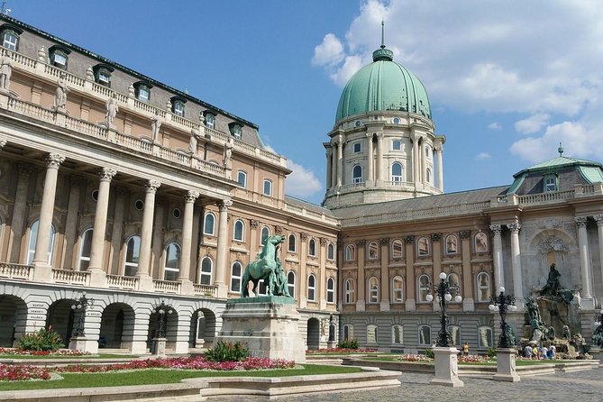 Buda Castle District Small-Group Walking Tour in Budapest - Customer Feedback and Reviews