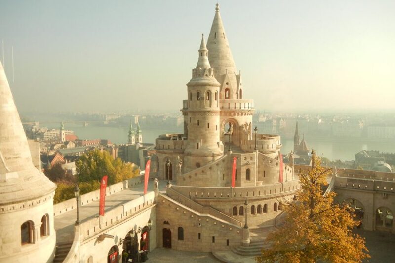 Buda Castle Walking Tour: A Kingdom of Many Nations - Meeting Point