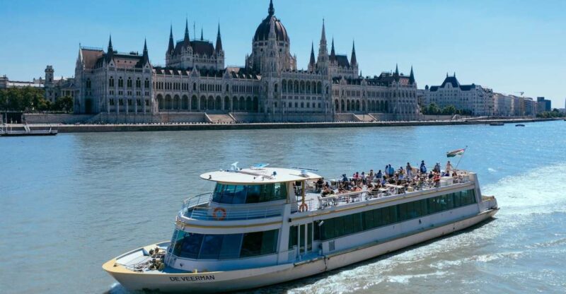 Budapest: 1-hour Sightseeing Danube River Cruise - Cruise Duration and Schedules