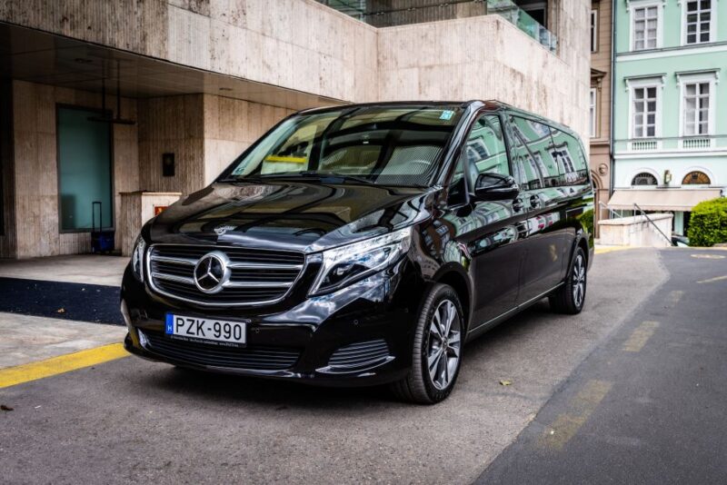 Budapest: 1-Way Private Luxury Airport Transfer - Driver and Pickup